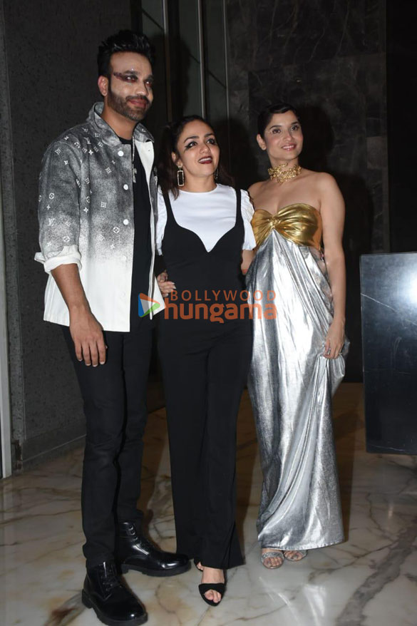 Photos: Karan Kundrra, Tejasswi Prakash, Ankita Lokhande and others attend a Halloween party Photos: Karan Kundrra, Tejasswi Prakash, Ankita Lokhande and others attend a Halloween party