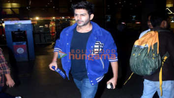 Photos: Kartik Aaryan snapped at the airport