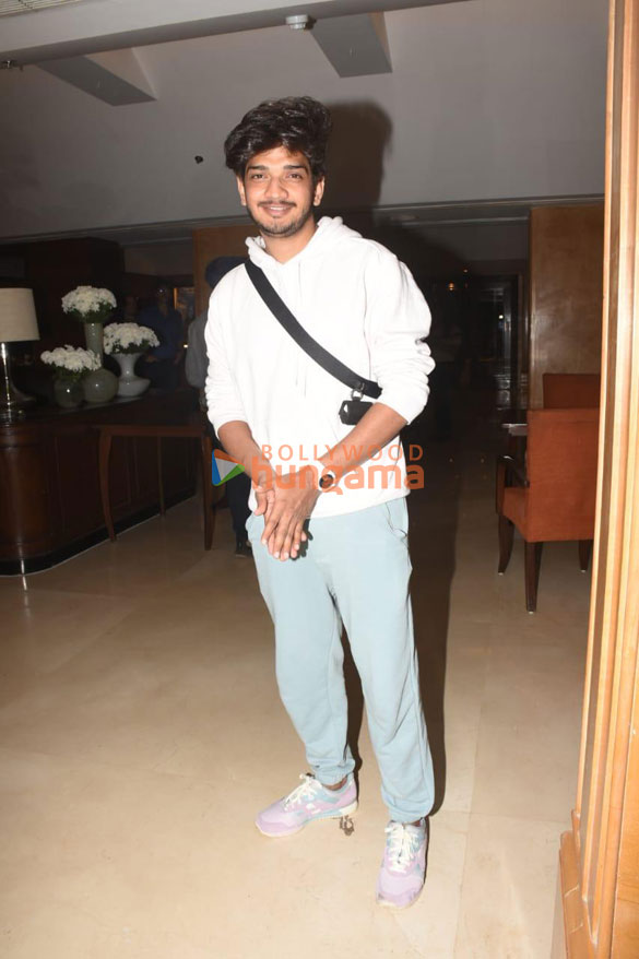 photos munawar faruqui snapped in sun n sand hotel in juhu 1