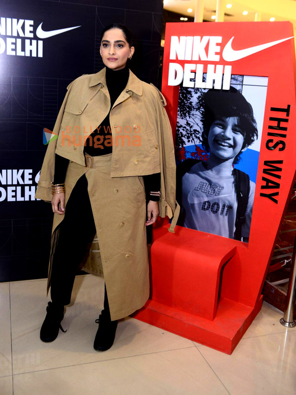 photos sonam kapoor ahuja anand ahuja and harsh varrdhan kapoor snapped at the nike store launch in saket 5