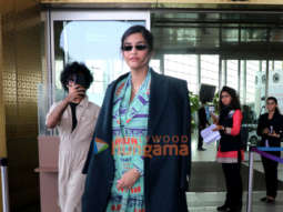 Photos: Sonam Kapoor Ahuja, Yami Gautam Dhar, Jaya Pradha and others snapped at the airport