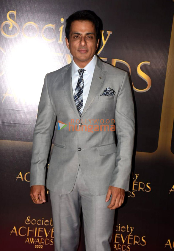 photos sonu sood tamannaah bhatia and others at the society achievers awards 2022 9