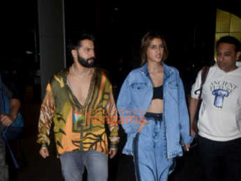 Photos: Varun Dhawan, Kriti Sanon, Ananya Panday, Chunky Pandey and