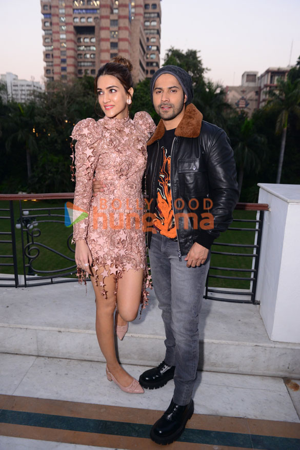 photos varun dhawan kriti sanon and abhishek banerjee snapped promoting bhediya 2