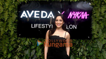 Photos: Yami Gautam snapped outside Aveda X Nykaa Lifestyle Salon in Khar