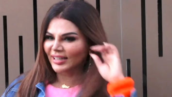 Rakhi Sawants makes fun of Sherlyn Chopra by imitating her in front of paps