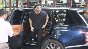Ranbir Kapoor gets clicked outside hospital where Alia delivered her baby girl