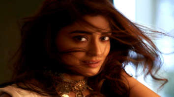 Celebrity Photos of Shriya Saran