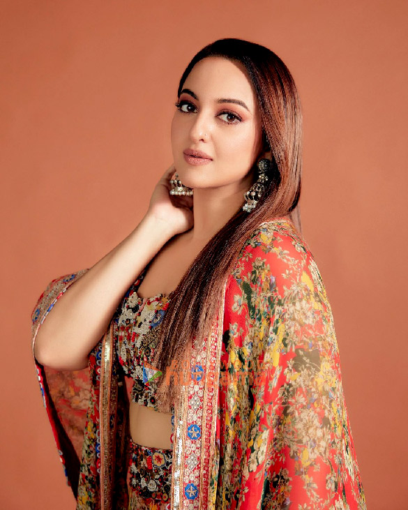 sonakshi sinha 4 58