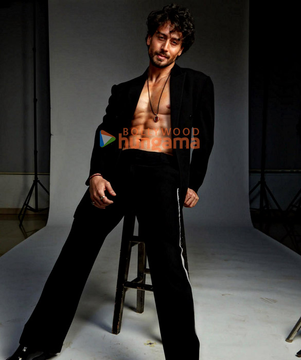 tiger shroff 2 17