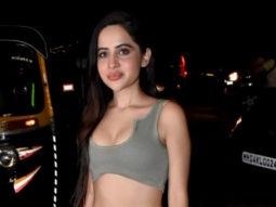 Uorfi Javed flashes her cute smile for paps