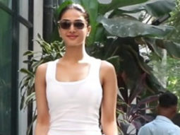 Vaani Kapoor waves at paps as she gets clicked for a meeting