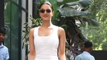 Vaani Kapoor waves at paps as she gets clicked for a meeting