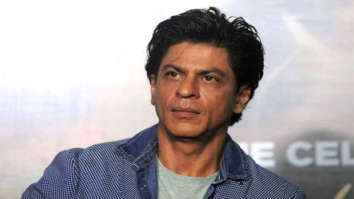 Shah Rukh Khan detained by customs officials at Mumbai airport: Reports