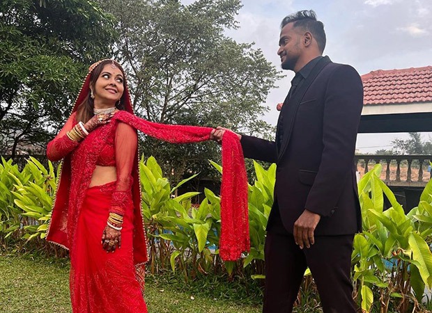 Devoleena Bhattacharjee shares her FIRST Instagram post with her husband and it’s her trainer Shanwaz Shaikh : Bollywood News