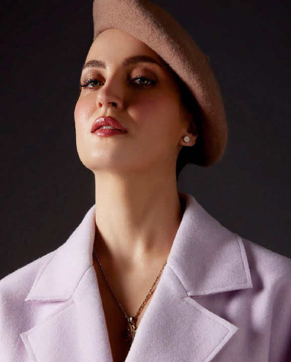 elli avrram 3 45