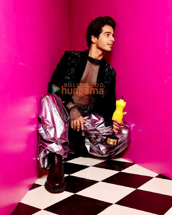ishaan khatter 2 16