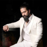 KGF star Yash brings a smile to 700 fans; obliges for a picture with each one of them