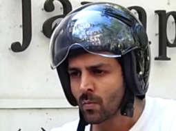 Kartik Aaryan leaves on a bike as he gets clicked outside gym