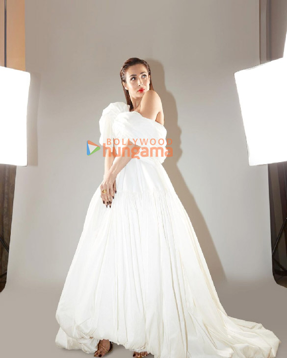 malaika arora 3 132