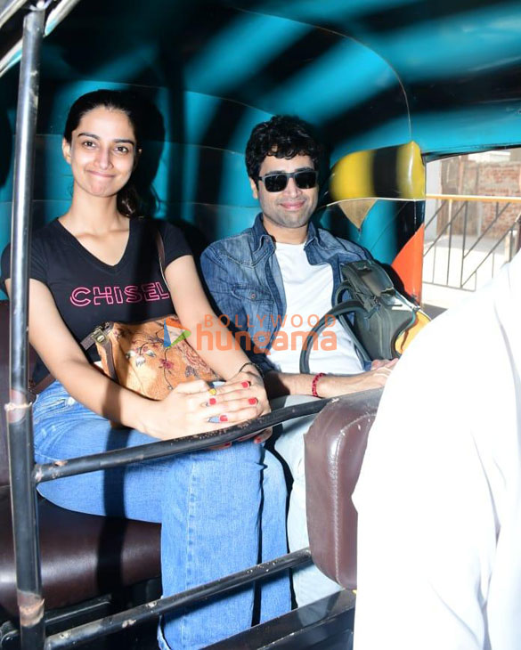Photos: Adivi Sesh enjoys an auto rickshaw ride with Meenakshi Chaudhary in Juhu Photos: Adivi Sesh enjoys an auto rickshaw ride with Meenakshi Chaudhary in Juhu