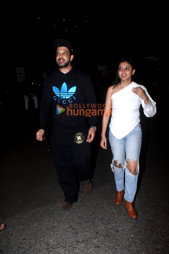 photos ananya panday nikita dutta chahat khanna and others snapped at the airport 2 3