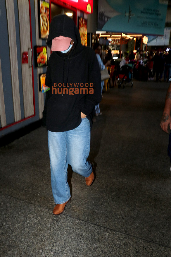 photos ananya panday nikita dutta chahat khanna and others snapped at the airport 3