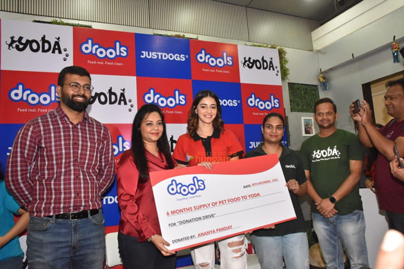 photos ananya pandey snapped at drools indias food donation drive at yoda 6