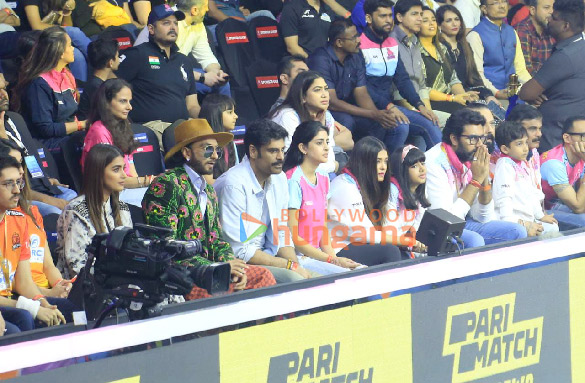 photos cast of cirkus snapped promoting their film at the pro kabaddi league 11