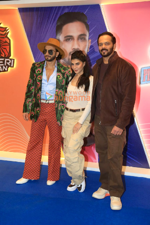 photos cast of cirkus snapped promoting their film at the pro kabaddi league 5
