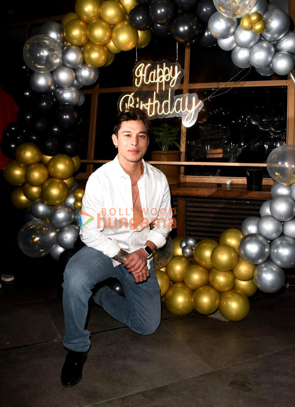photos celebs attend pratik sehajpals birthday bash 11