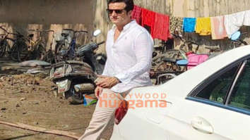 Photos: Celebs attend the funeral of Bollywood producer Nitin Manmohan