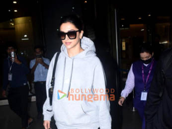 Photos: Deepika Padukone and Avneet Kaur snapped at the airport Photos: Deepika Padukone and Avneet Kaur snapped at the airport