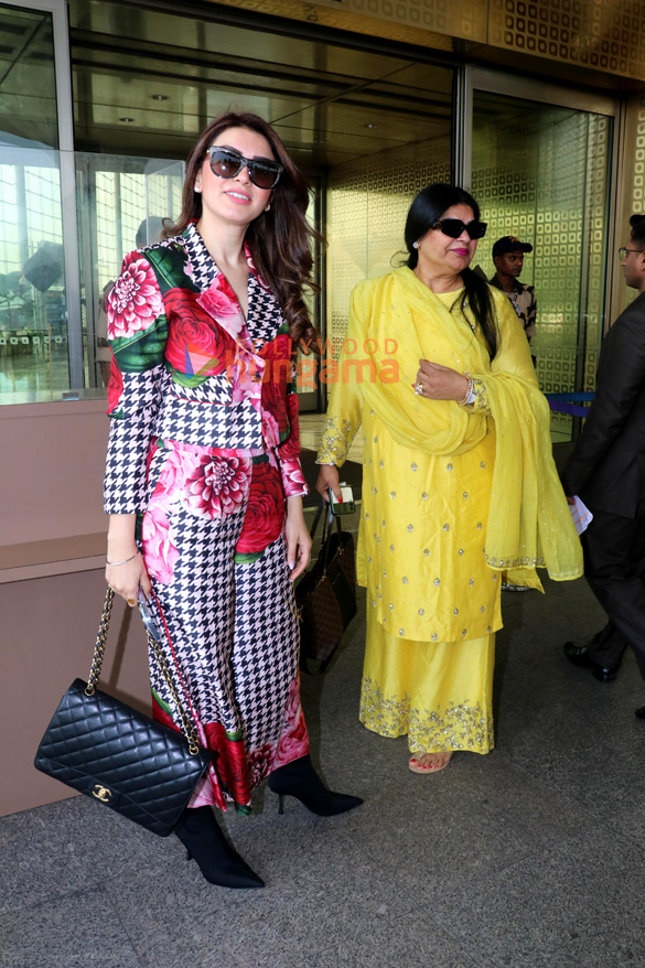 photos hansika motwani laxmi rai soni razdan and masaba gupta snapped at the airport 1