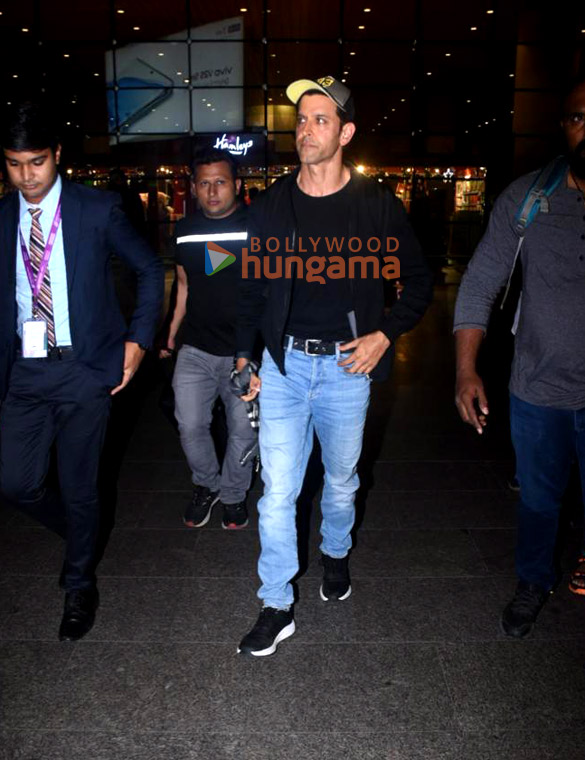 Photos: Hrithik Roshan snapped at the airport | Parties & Events
