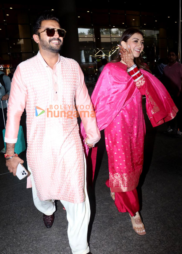 photos janhvi kapoor kiara advani katrina kaif and others snapped at the airport 5