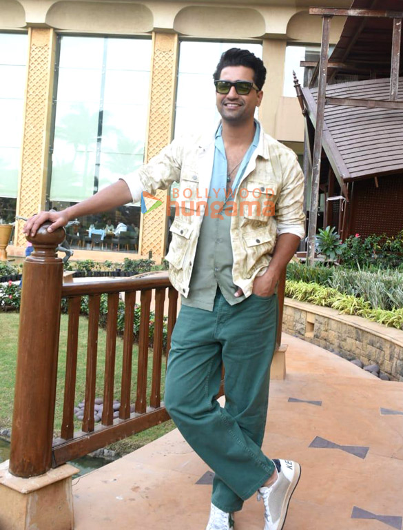 photos kiara advani vicky kaushal shashank khaitan snapped promoting their film govinda naam mera 3