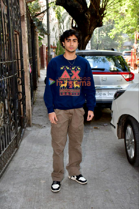 photos malaika arora and amrita arora snapped at their mothers house in bandra 3 2