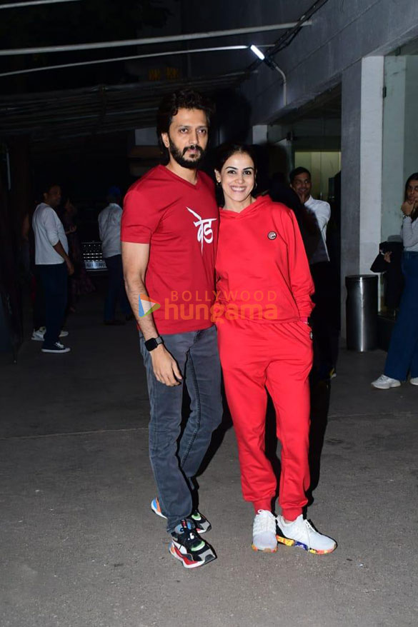 photos riteish deshmukh and genelia dsouza snapped at ved screening 0000 3