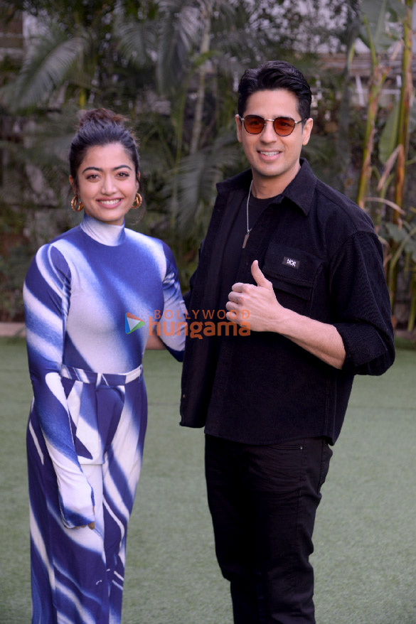 Photos: Sidharth Malhotra and Rashmika Mandanna snapped during a photoshoot for their film Mission Majnu Photos: Sidharth Malhotra and Rashmika Mandanna snapped during a photoshoot for their film Mission Majnu
