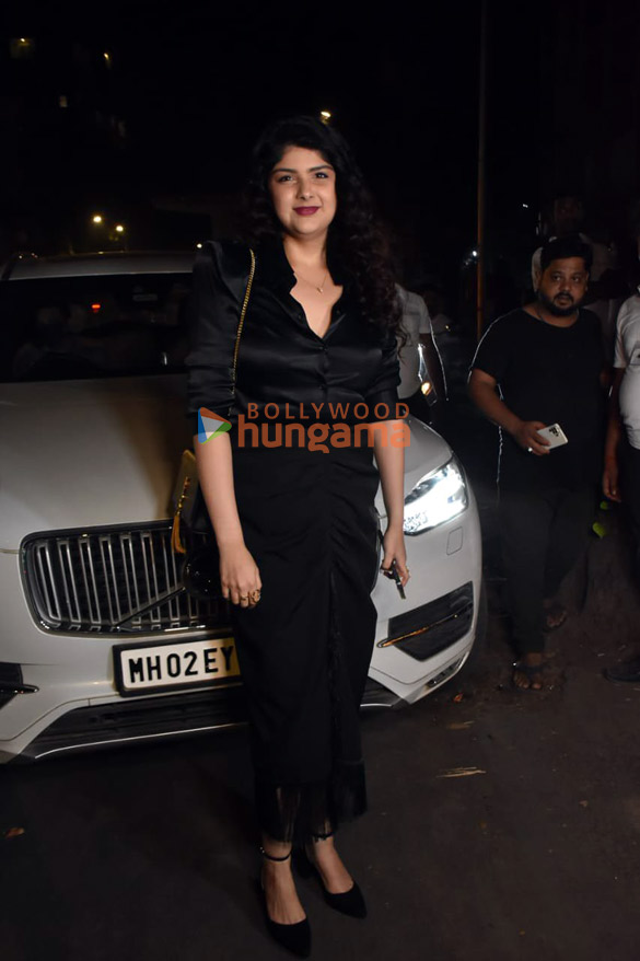 photos sonakshi sinha elnaaz norouzi disha patani and others snapped at a party in khar4 2