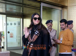 Photos: Sonam Kapoor Ahuja, Aishwarya Rai Bachchan, Aaradhya Bachchan and others snapped at the airport