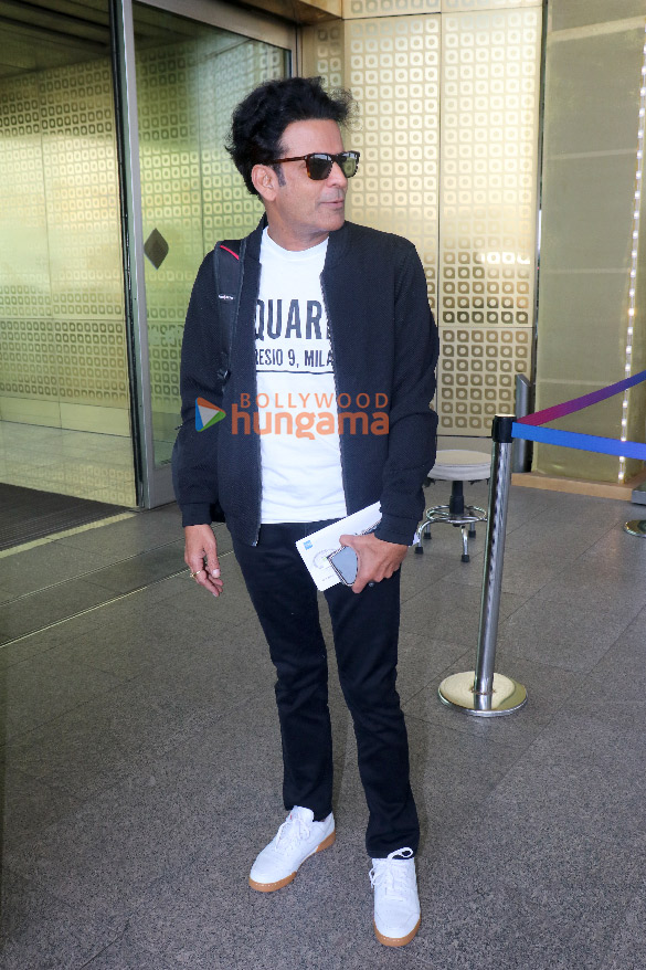 photos sonam kapoor ahuja aishwarya rai bachchan aaradhya bachchan and others snapped at the airport2 1