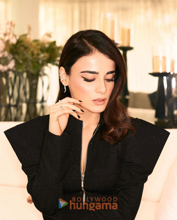 radhika madan 1 21
