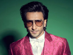 Ranveer Singh protecting a child amid a massive crowd is winning hearts on the internet, watch 