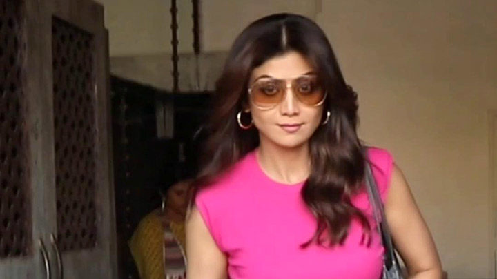 Shilpa Shetty gets clicked in the city sporting a bright pink top and