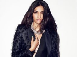 Sonam Kapoor asks paparazzi to not take her son’s pictures, “Uska pictures nahin lene ka”
