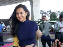 Tejasswi Prakash flashes her cute smile for paps at the airport