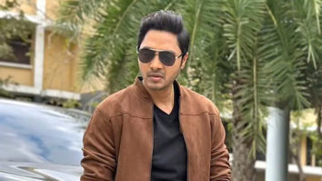 The voice of Pushpa, Shreyas Talpade celebrates one year of it’s release!