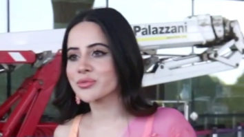 Uorfi Javed’s sweet gesture towards paps is winning hearts